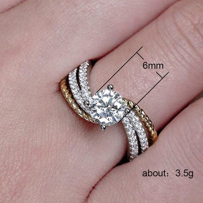 Anillo de diamantes de imitación