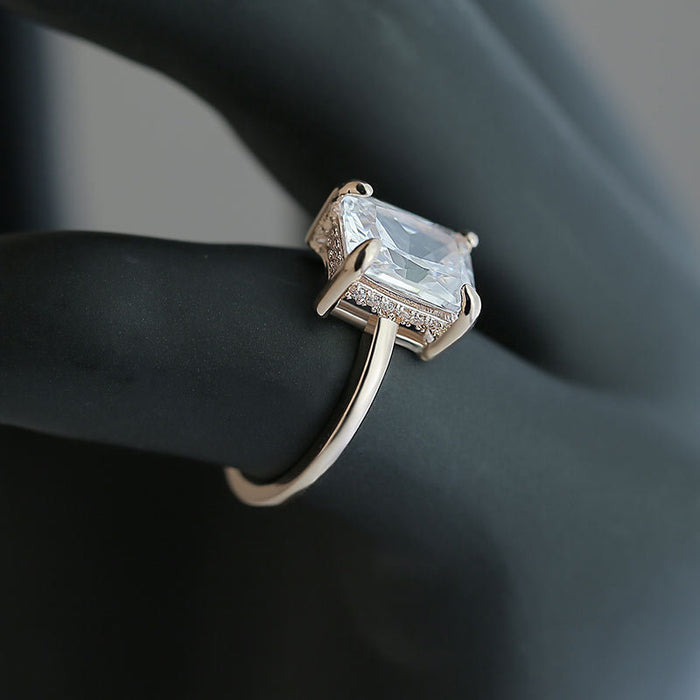 White gold-plated zircon hollow petal ring