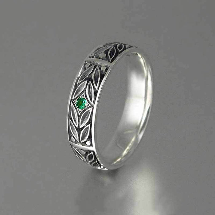 Anillo de hombre bañado en plata antigua diseño sencillo y personalizado