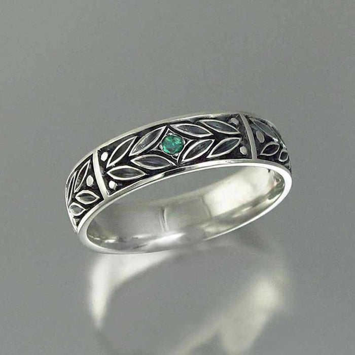 Anillo de hombre bañado en plata antigua diseño sencillo y personalizado