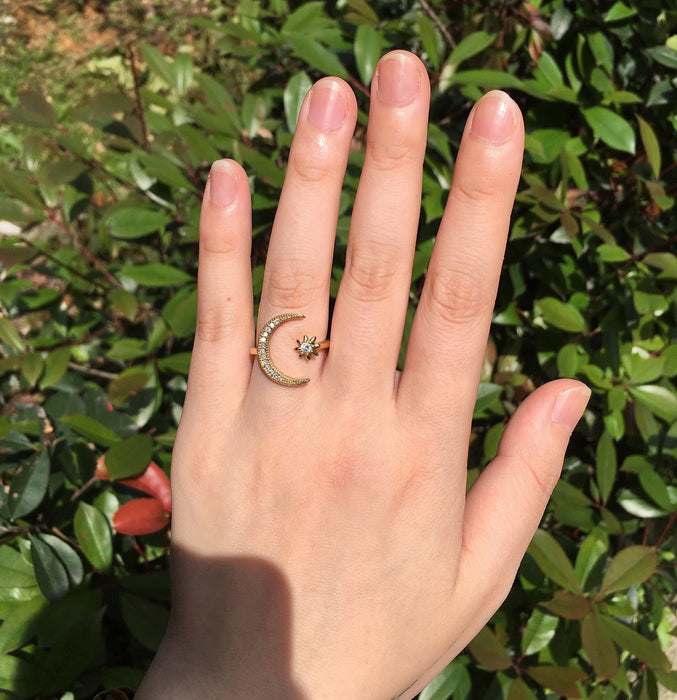 Anillo de compromiso abierto de cobre y oro rosa con forma de media luna