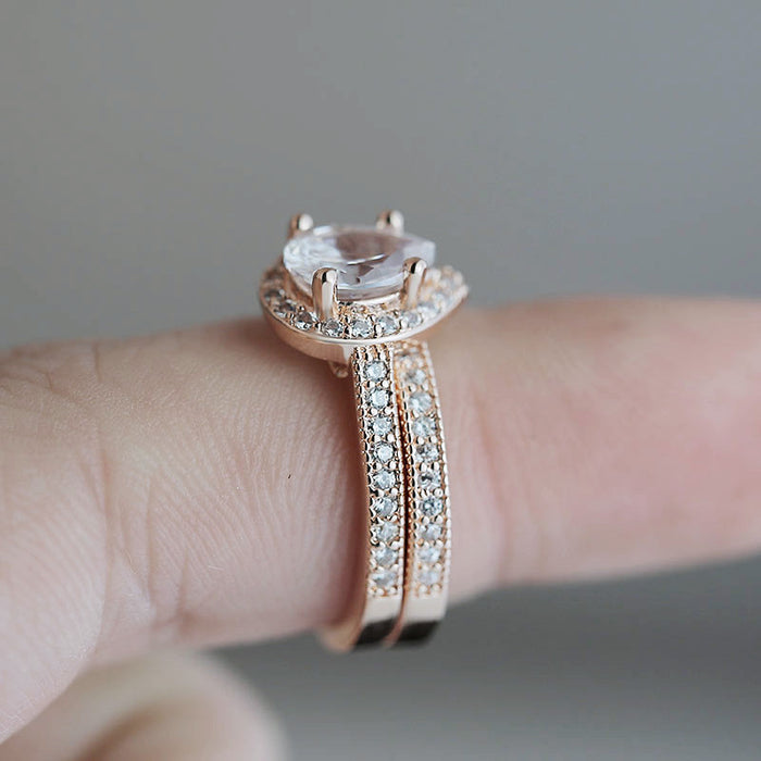 Classic pear-shaped teardrop zircon ring