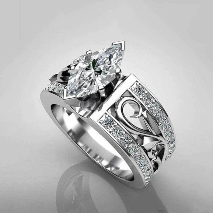 Hollow flower diamond ring European and American engagement gift