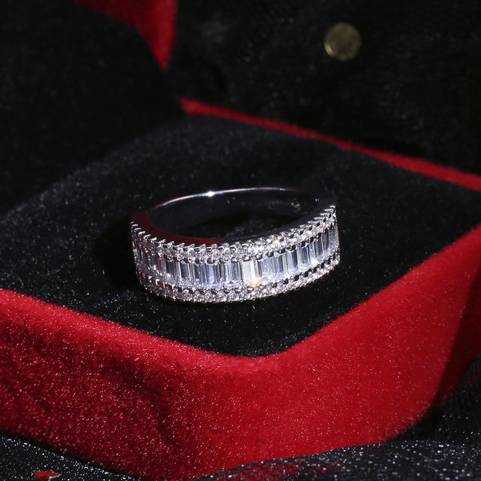 Anillo de pareja de diamantes llenos de diamantes con forma de T y circón cuadrado popular