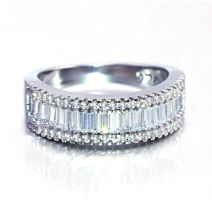 Anillo de pareja de diamantes llenos de diamantes con forma de T y circón cuadrado popular