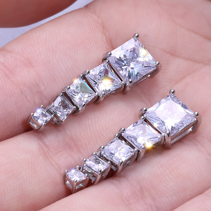 Classic four-claw AAA square diamond zircon earrings real gold color preservation