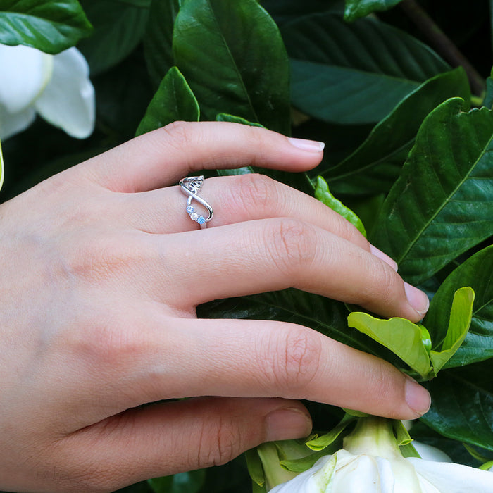 Rose gold-plated ring with colored zircon