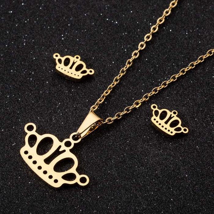 Crown earring necklace set, ladies simple stainless steel jewelry three-piece set ready for wholesale