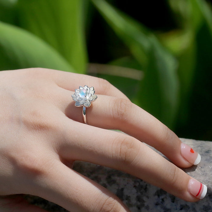 Anillo de circonita en forma de pera con forma de gota de agua, joyería creativa femenina