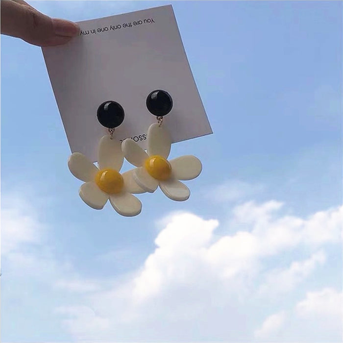 Fresh Daisy Earrings Korean Sweet Temperament Earrings