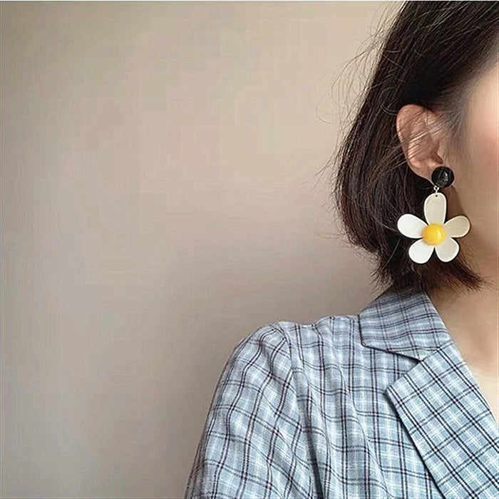 Fresh Daisy Earrings Korean Sweet Temperament Earrings