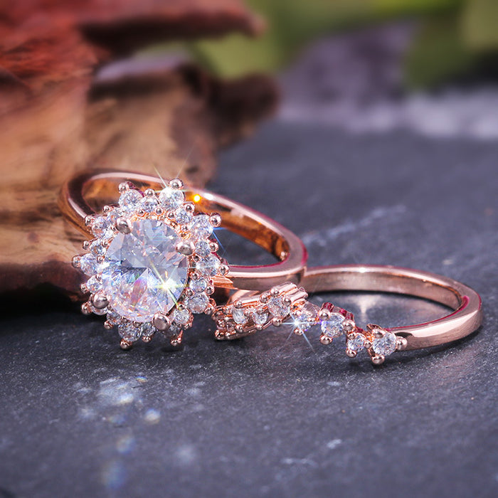 Creative honeycomb bee hollow ring