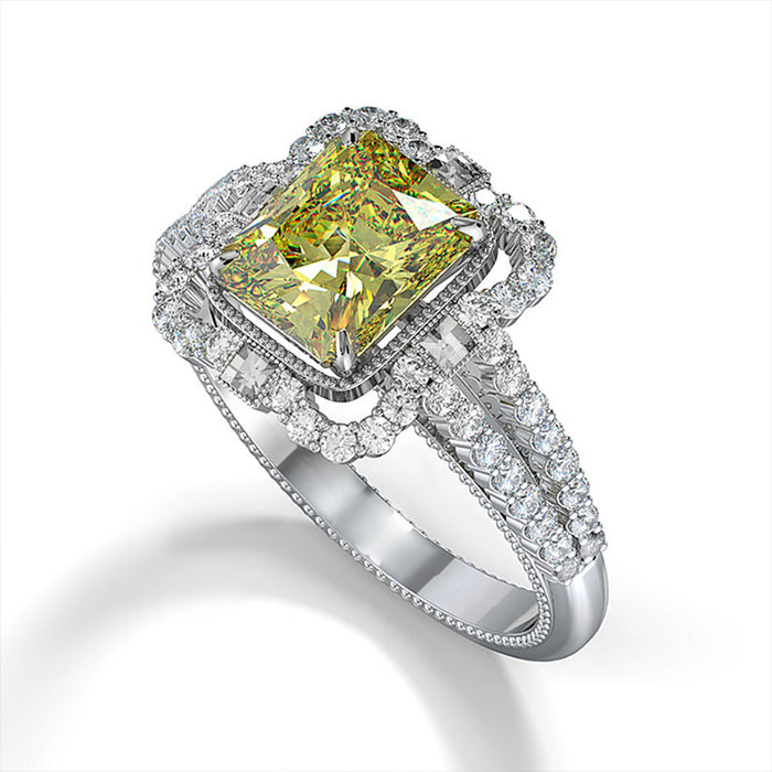 Classic Fashion Hollow Queen Zircon Diamond Ring