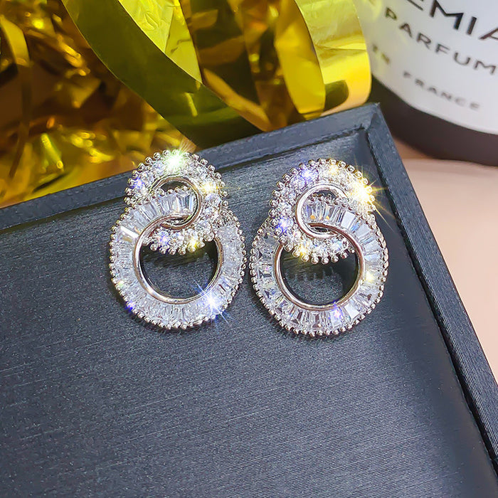 Pendientes circulares con personalidad de chica coreana, temperamento dulce