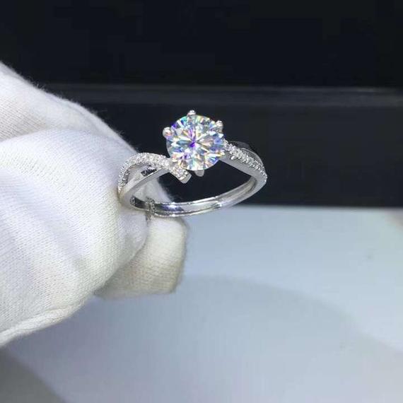 Zircon engagement ring