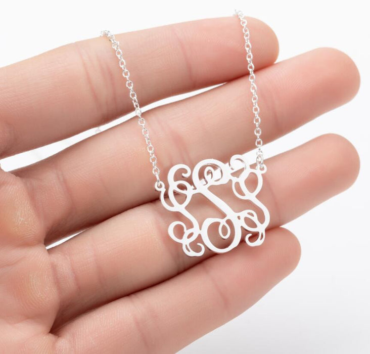 Retro 26 letter necklace, simple English letter clavicle chain stainless steel jewelry wholesale