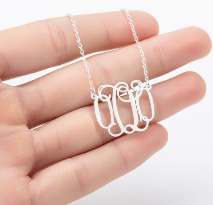 Retro 26 letter necklace, simple English letter clavicle chain stainless steel jewelry wholesale