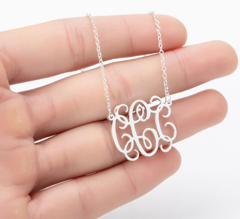 Retro 26 letter necklace, simple English letter clavicle chain stainless steel jewelry wholesale