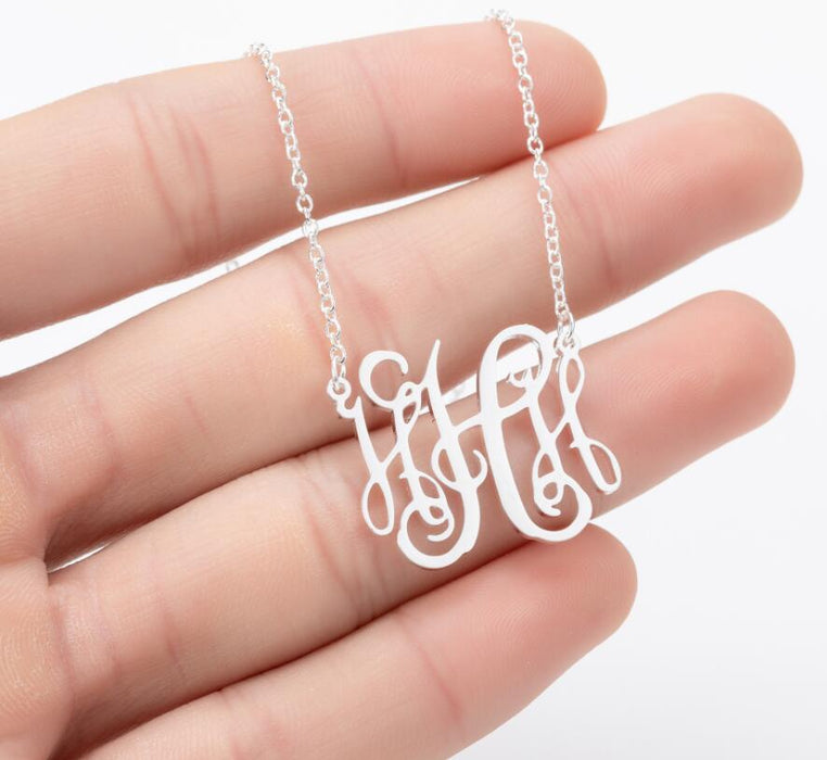 Retro 26 letter necklace, simple English letter clavicle chain stainless steel jewelry wholesale