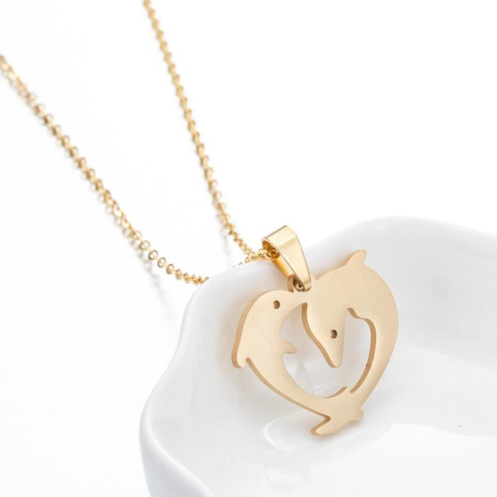 Dolphin love couple pendant necklace, love pendant niche design clavicle chain wholesale