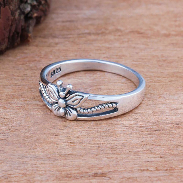 Exquisite simple antique silver plated butterfly ring