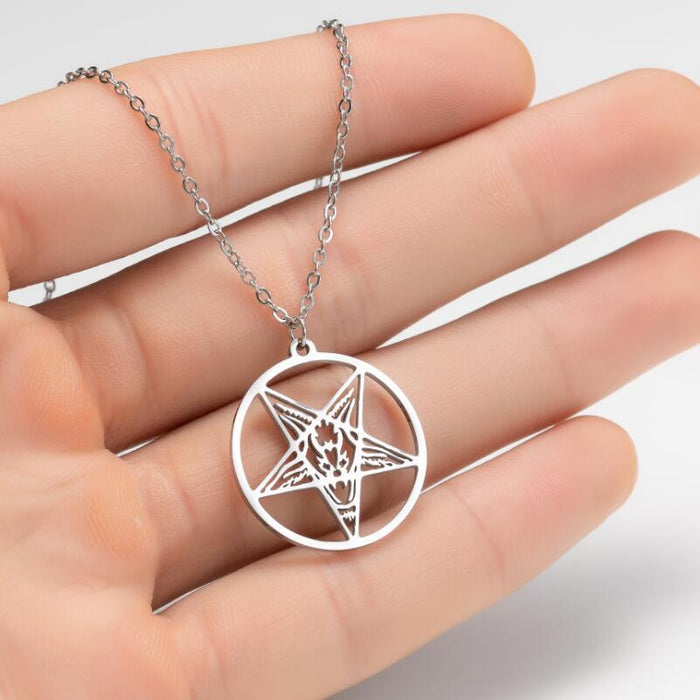 Pentagram skull pendant necklace, European and American punk style simple geometric round Halloween gift