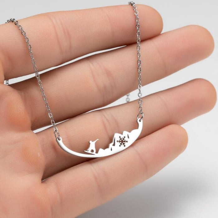 Mother holding baby earrings and necklace set, Mother's Day fashion jewelry three-piece gift wholesale