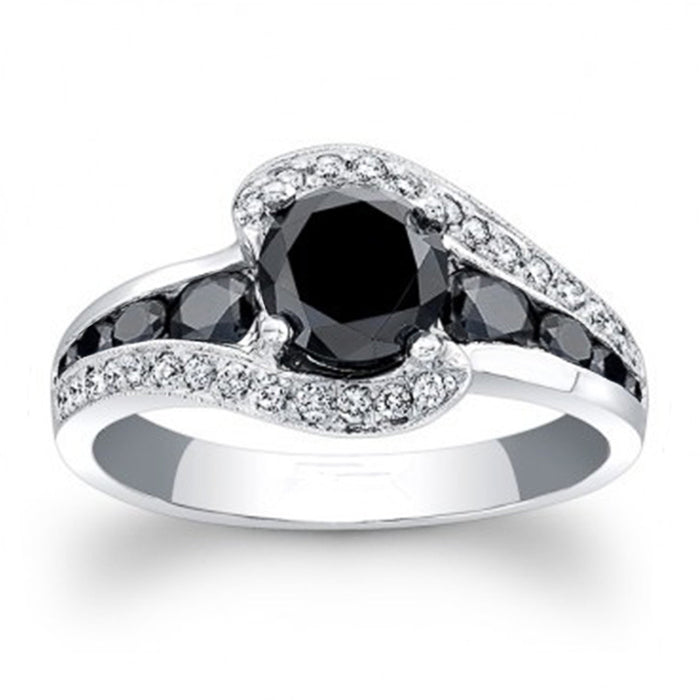 Women's ring with black zircon