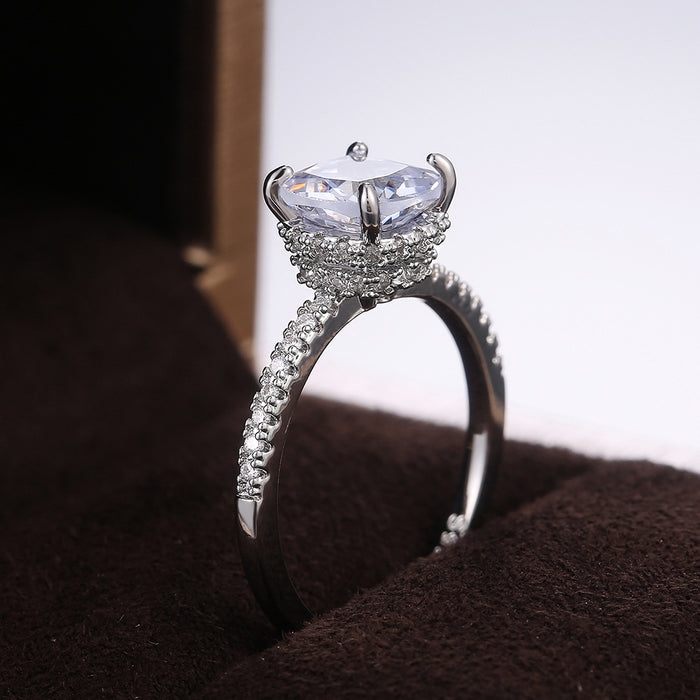 Exquisito anillo de bodas para mujer con circonitas micropavimentadas y diamantes