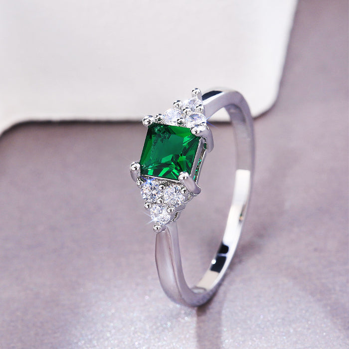 Emerald rings, engagement rings, hot selling jewelry, European and American creative rings