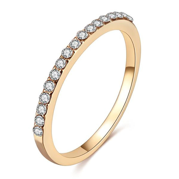 Anillo de circonita para mujer de estilo sencillo.