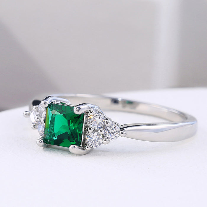 Emerald rings, engagement rings, hot selling jewelry, European and American creative rings