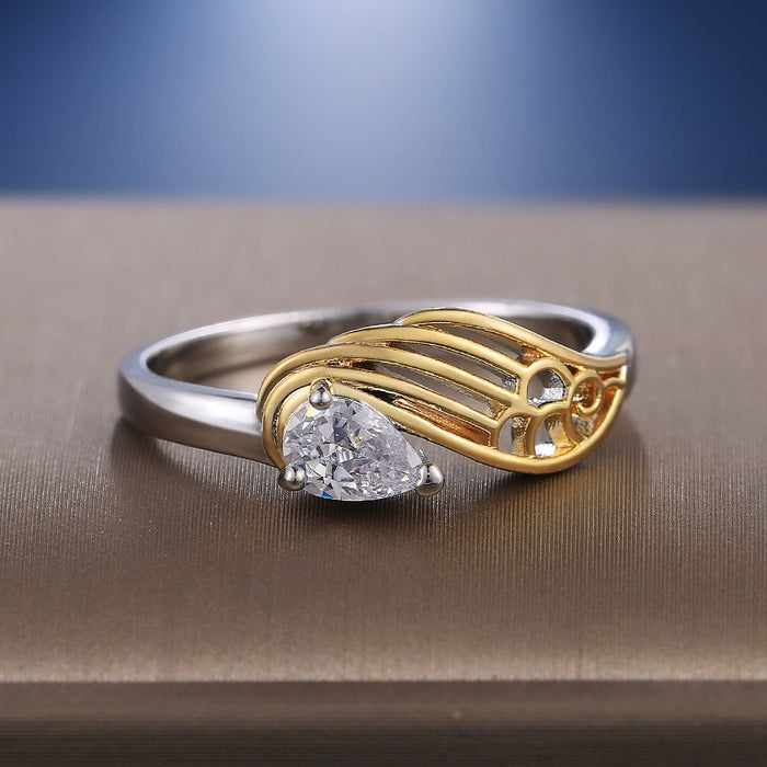 Anillo de mujer con circonitas bicolor bañado en oro