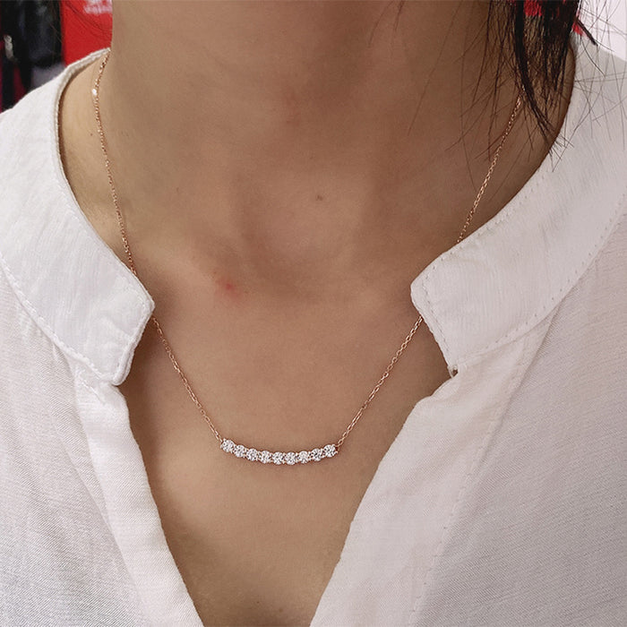 Collar de clavícula con colgante de circonita simple de moda para mujer