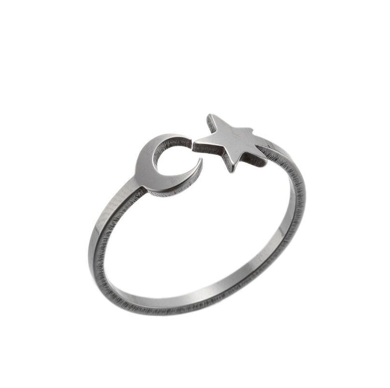 Japanese and Korean simple stainless steel star and moon ring, sweet crescent girl ring wholesale