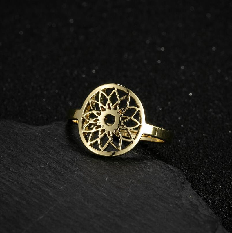 Stainless steel retro mandala ring, European and American style open geometric jewelry wholesale