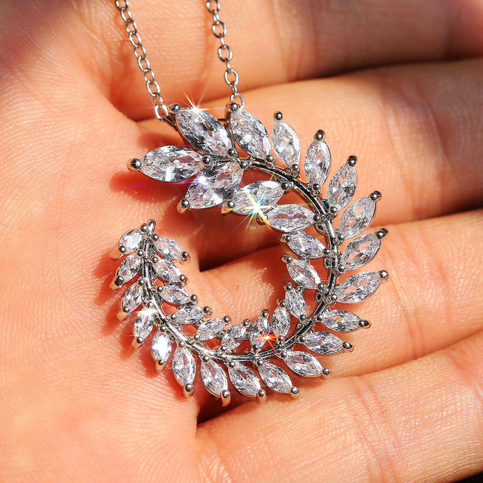 Leaf-shaped zircon necklace clavicle chain versatile jewelry