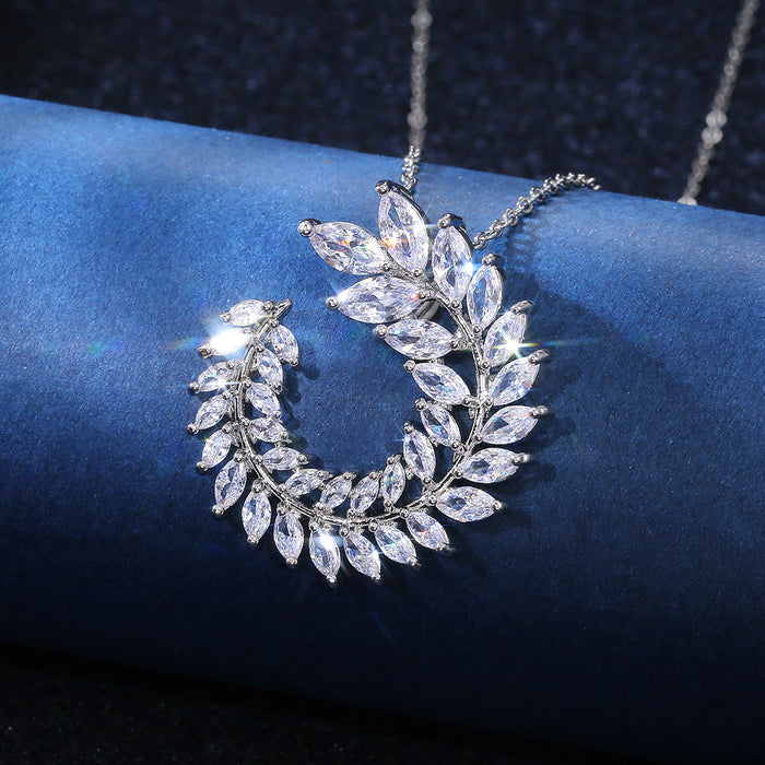 Leaf-shaped zircon necklace clavicle chain versatile jewelry