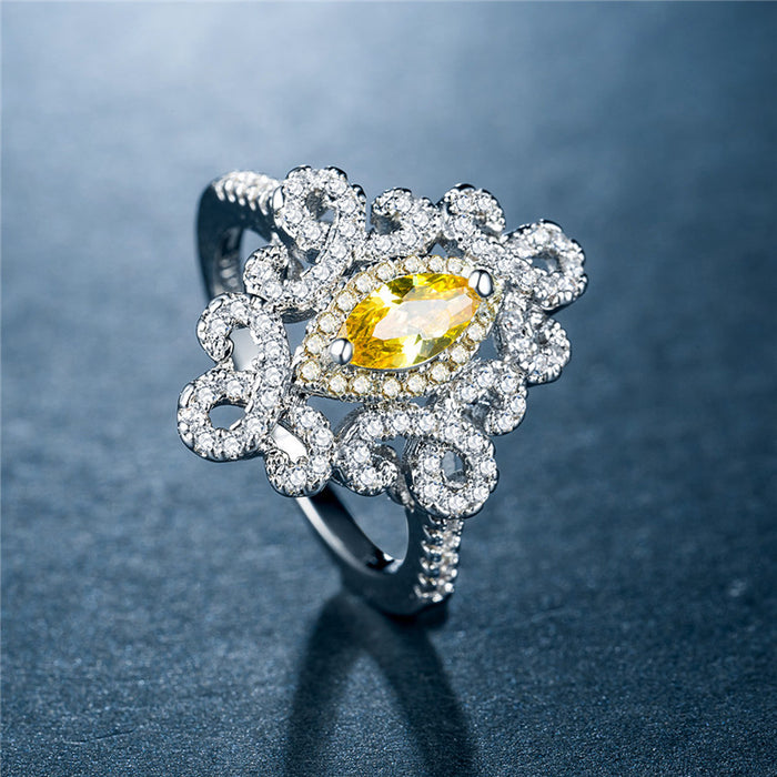 Anillo de lujo europeo y americano con circonita en forma de ojo de caballo para mujer, estilo enredadera de flores chapado en platino, joyería al por mayor