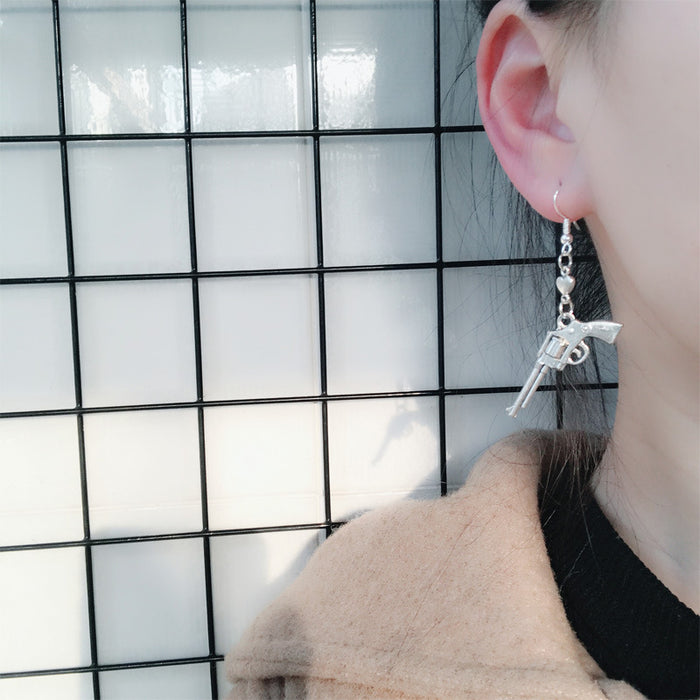 Hip-hop punk earrings S925 silver needle cool girl earrings