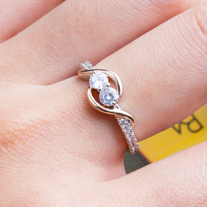 Creative simple staggered arm wrap zircon ring for women