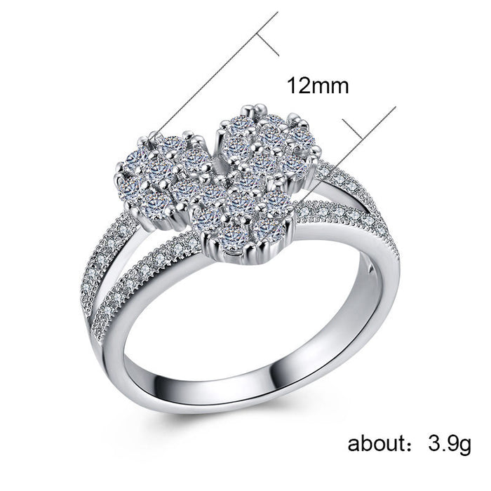 Luxury diamond ring