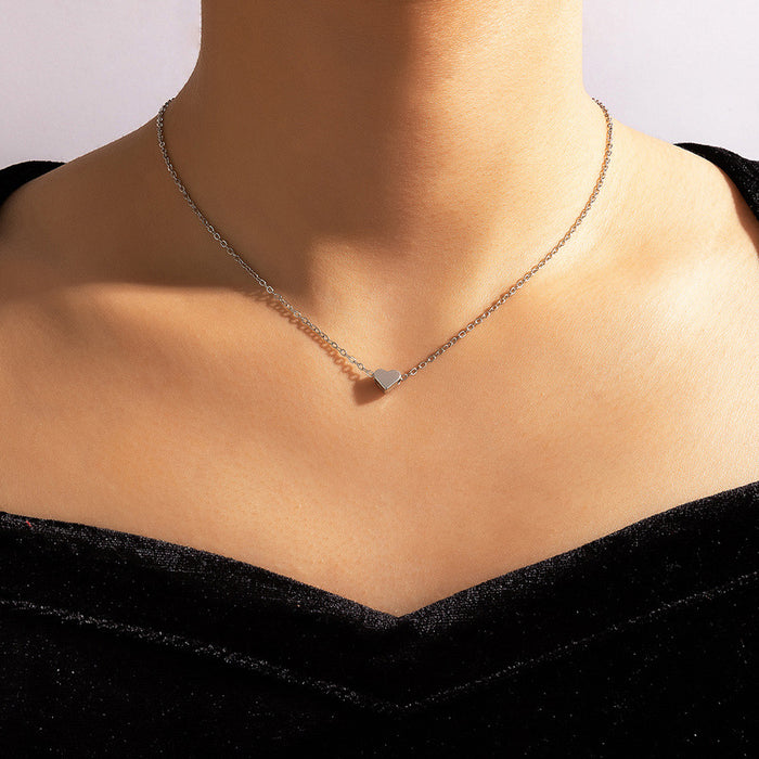 Collar de circonitas en forma de corazón para mujer: cadena minimalista con colgante de piedras preciosas