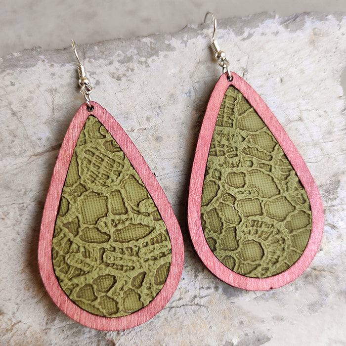 Wooden drop earrings