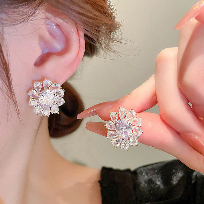 Pendientes de girasol con diamantes completos, pendientes de estilo japonés de alta gama, pendientes de flores