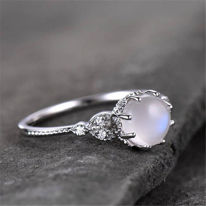 Imitation moonstone inlaid zircon octagonal ring, simple design girlfriend ring