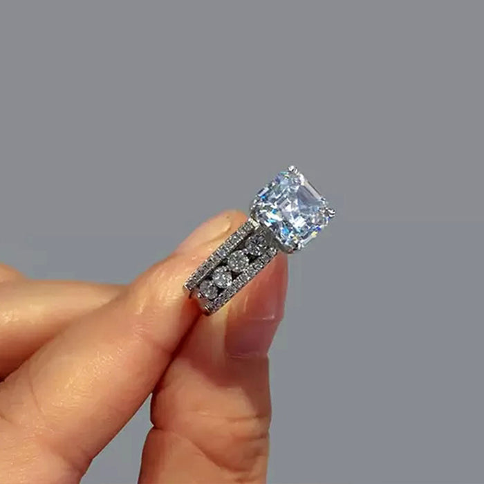 Women's simulated diamond ring inlaid with super shiny zircon ring, foreign trade wholesale