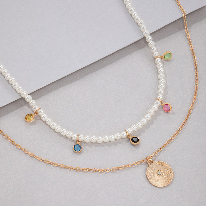 Layered Coin Pendant Necklace with Pearl Accents - Chic and Elegant Design