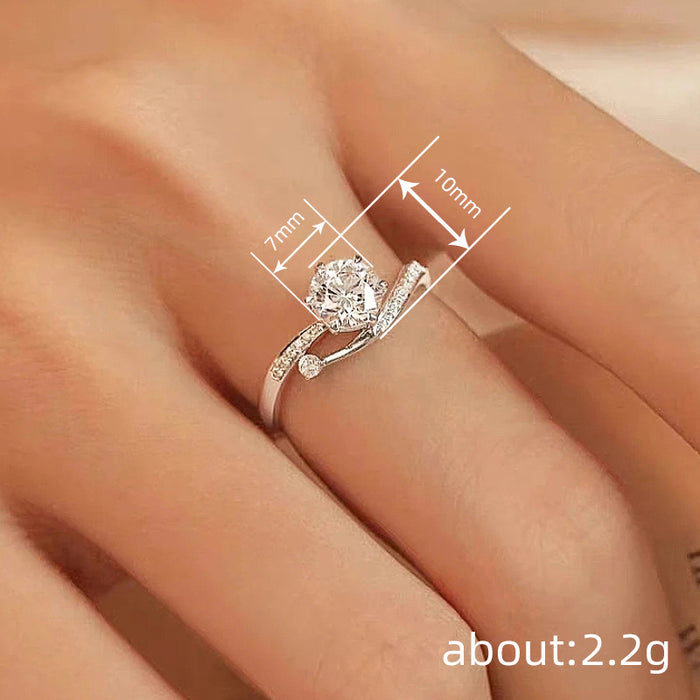 Women's elegant and exquisite zircon engagement ring