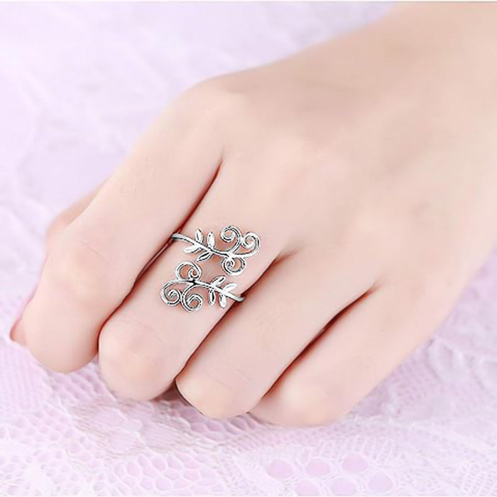 Anillo de flores para uso diario de mujer.